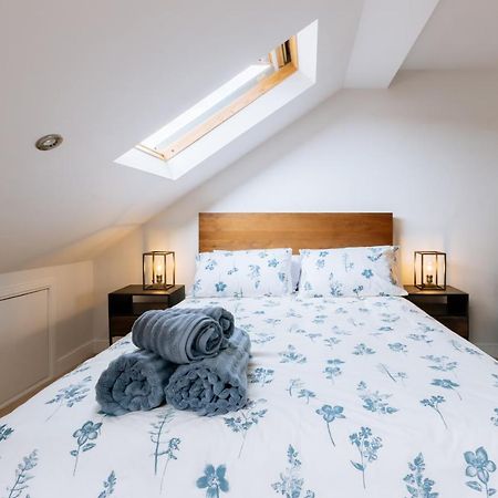 Luxury And Bright Bedrooms In Queens Park Londres Exterior foto